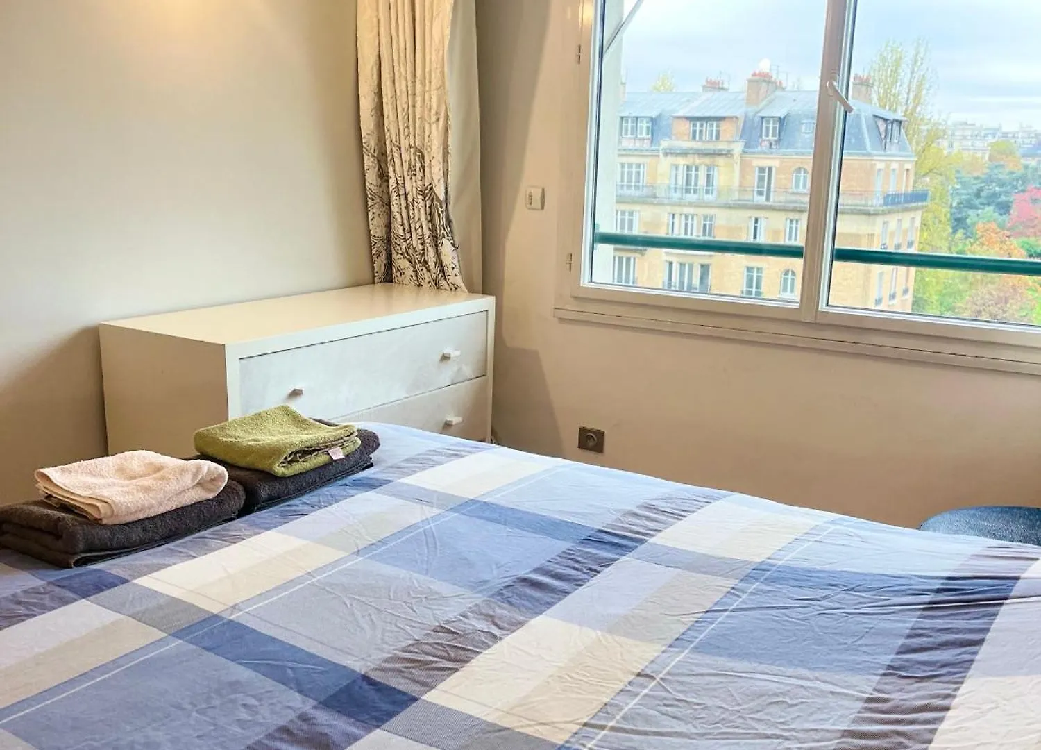 Apartment With Eiffel Tower And Seine View Bleriot París